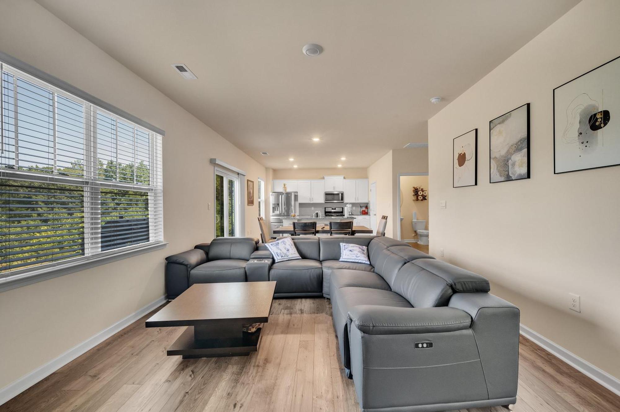 Beautifull House Near Airport Villa Шарлът Екстериор снимка